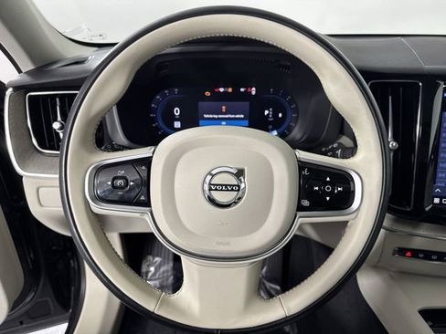 Used 2023 Volvo XC60 B5 Plus w/ Climate Package AWD/4WD image 11