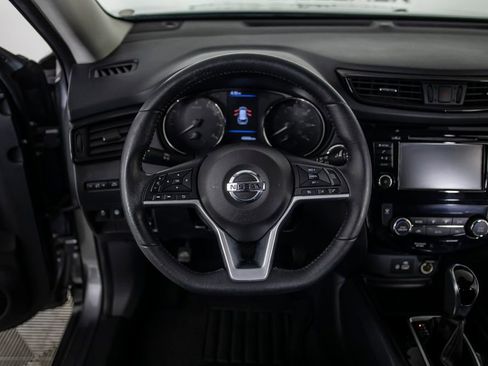 Used 2019 Nissan Rogue SV FWD image 23