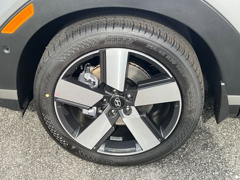 New 2026 Hyundai Santa Fe Limited image 13