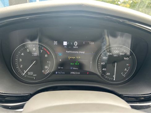 Used 2023 Cadillac XT6 Premium Luxury w/ Technology Package image 9