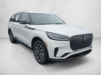 Used 2025 Lincoln Aviator AWD w/ Equipment Group 101A video 3