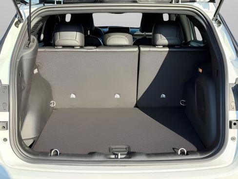 New 2026 Jeep Compass Trailhawk w/ Sun, Sound & Navigation Group image 32