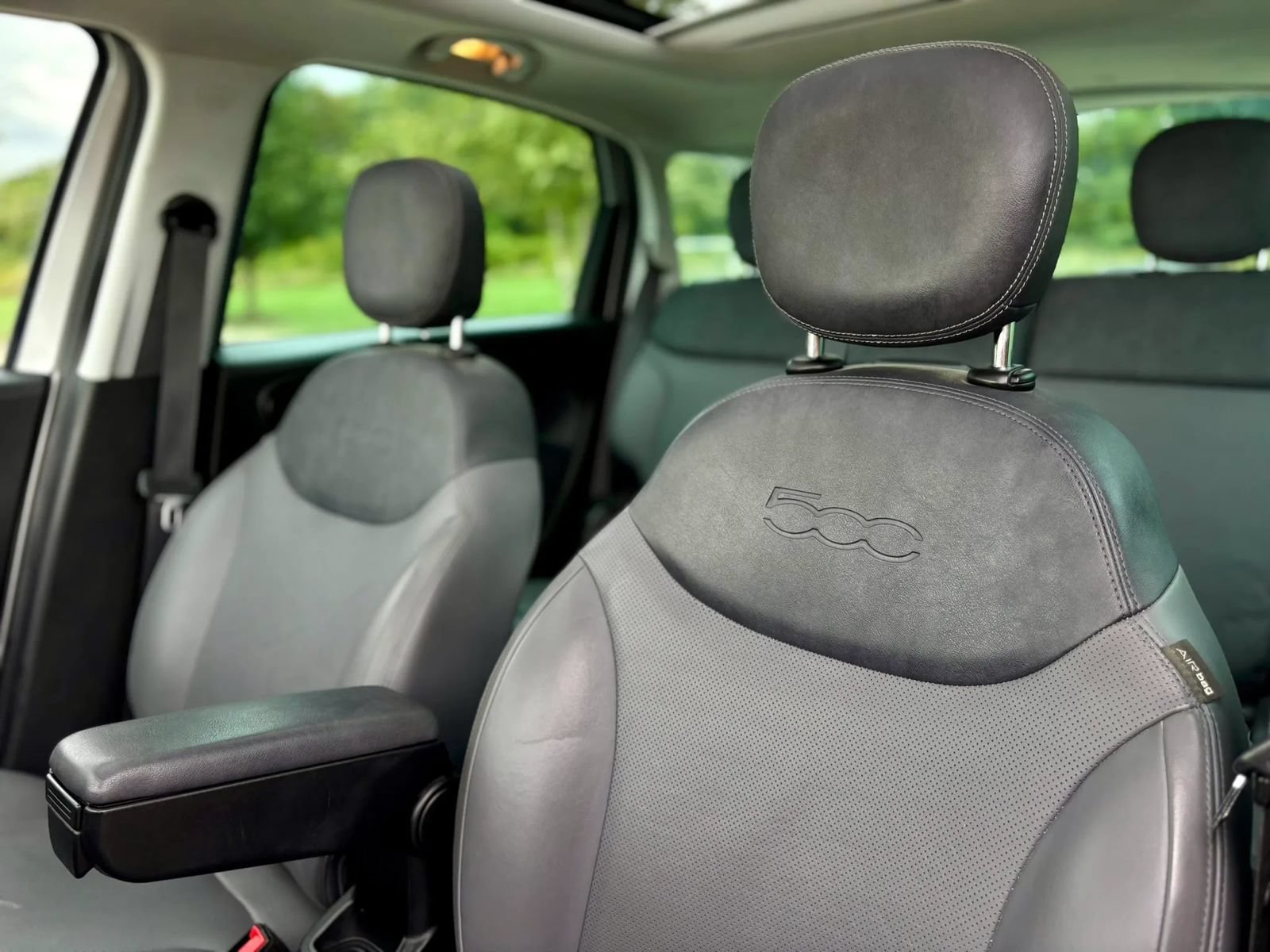 Used 2017 FIAT 500L Lounge w/ Premium Package FWD image 18