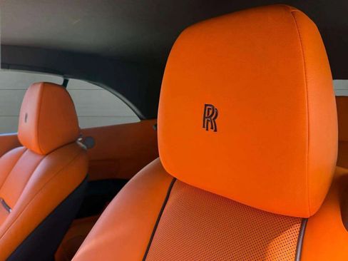 Used 2018 Rolls-Royce Dawn image 38