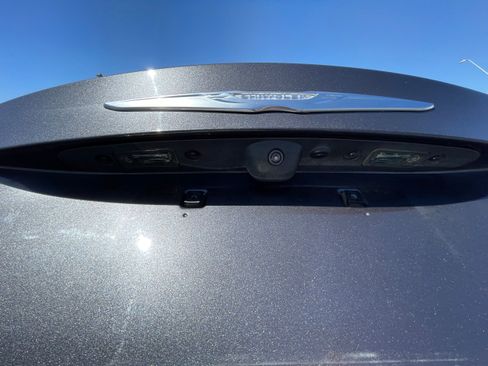 Used 2016 Chrysler 200 Limited image 13