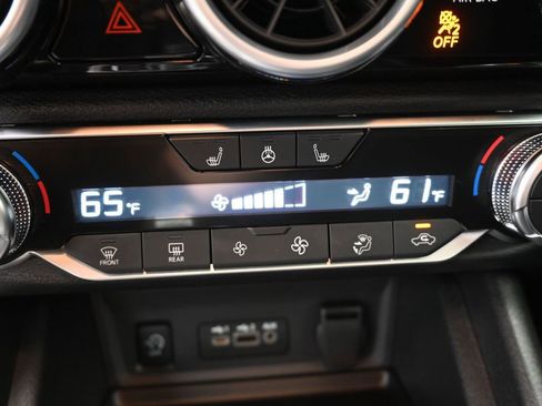 Used 2025 Nissan Sentra SV w/ All-Weather Package image 18