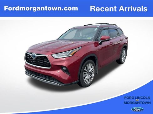Used 2023 Toyota Highlander Platinum AWD/4WD image 1