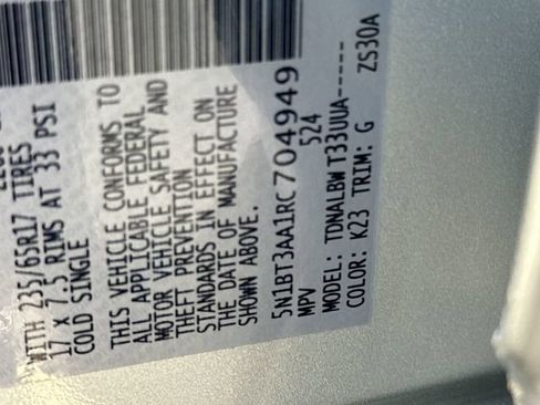 Used 2024 Nissan Rogue S FWD image 32