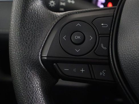 Used 2025 Toyota RAV4 LE image 33