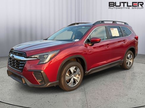 Used 2025 Subaru Ascent Premium AWD/4WD image 1