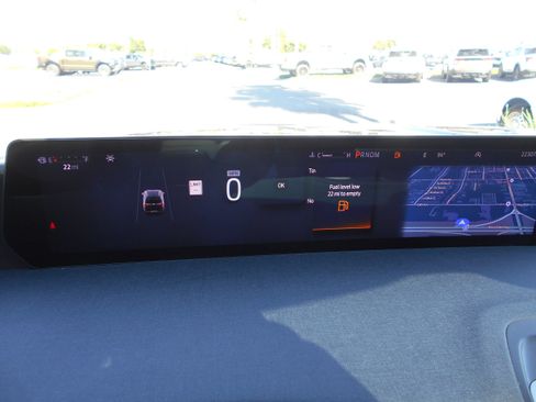 Used 2025 Ford Expedition Active AWD/4WD image 18