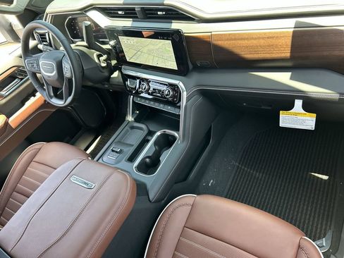 New 2026 GMC Sierra 3500 Denali Ultimate AWD/4WD image 29