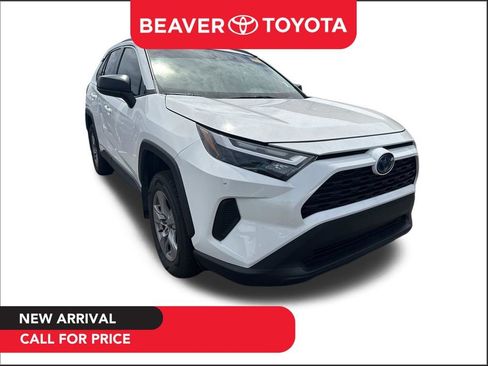 Used 2024 Toyota RAV4 LE AWD/4WD image 1