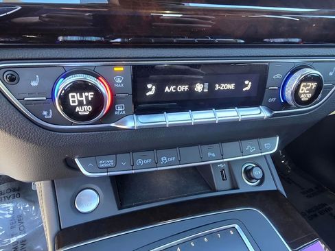 Used 2018 Audi Q5 Prestige w/ Prestige Package image 20