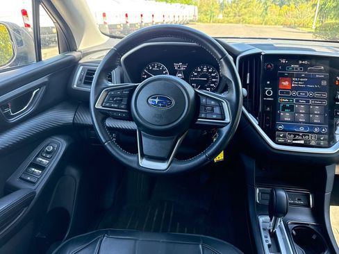 Used 2023 Subaru Ascent Premium AWD/4WD image 8
