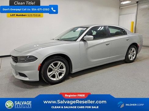 Used 2020 Dodge Charger SXT RWD image 1