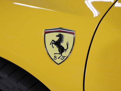 Used 2025 Ferrari SF90 Spider AWD/4WD image 20