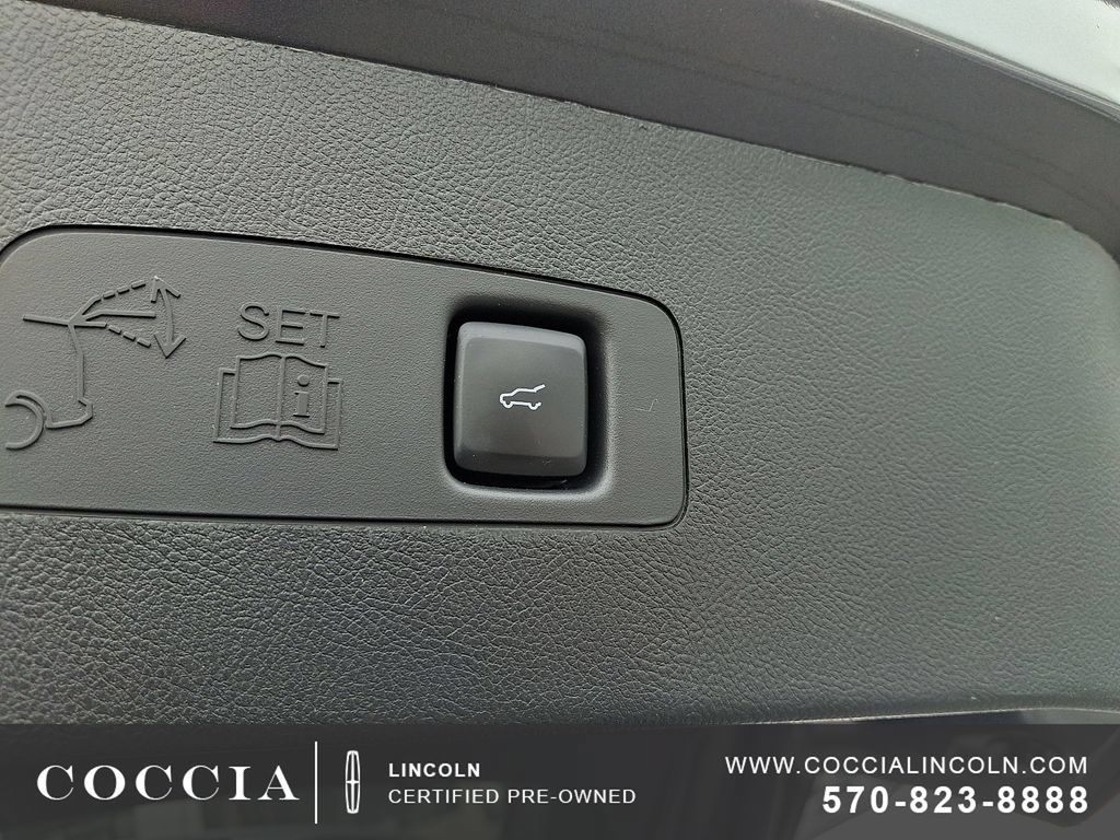 Certified 2023 Lincoln Corsair AWD w/ Equipment Group 101A image 29