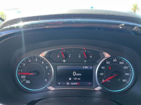 Used 2020 Chevrolet Traverse LT image 19