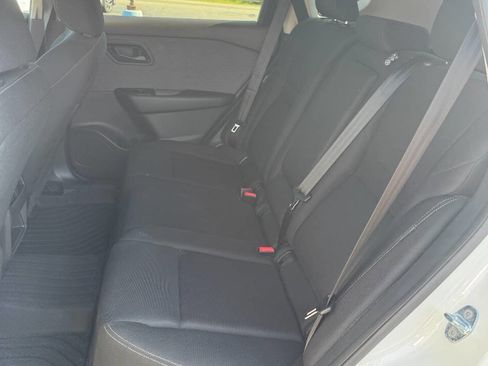 Used 2023 Nissan Rogue S image 13