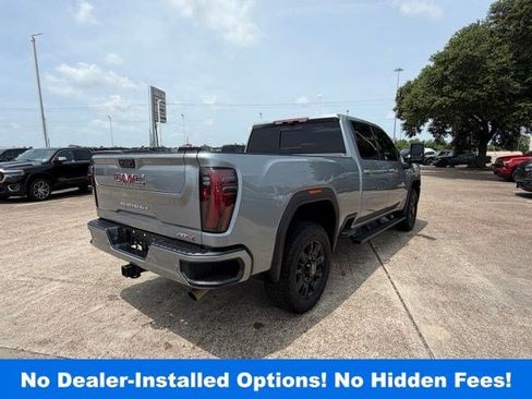 Used 2026 GMC Sierra 2500 AT4 w/ Technology Package AWD/4WD image 3