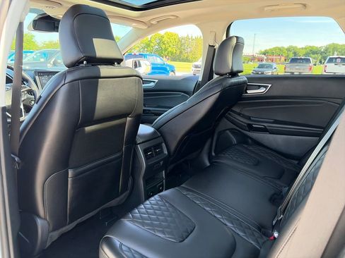 Used 2024 Ford Edge Titanium w/ Equipment Group 301A AWD/4WD image 27