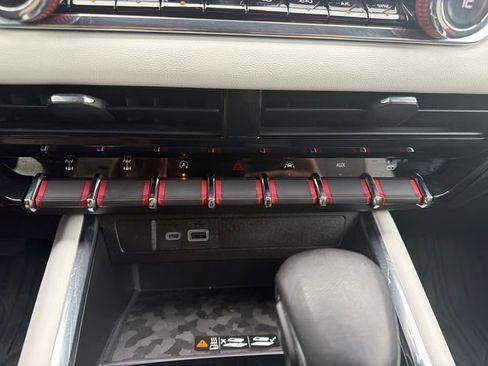 Used 2023 GMC Canyon AT4X image 36