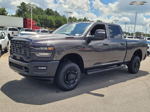 New 2025 RAM 2500 Tradesman AWD/4WD image 3