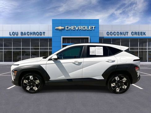 Used 2025 Hyundai Kona SEL FWD image 5