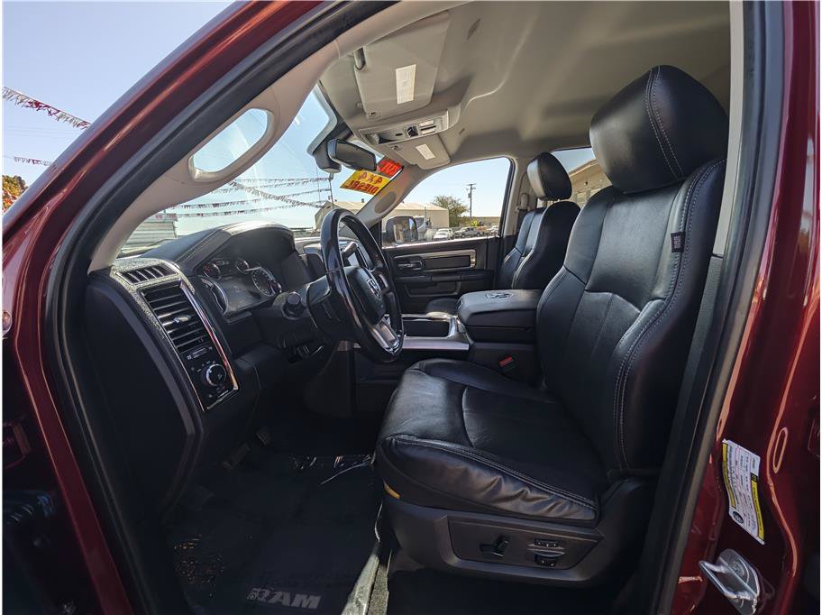 Used 2018 RAM 2500 Laramie w/ Sport Appearance Group AWD/4WD image 9