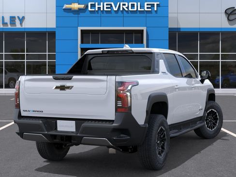 New 2026 Chevrolet Silverado EV Trail Boss w/ Premium Package AWD/4WD image 4