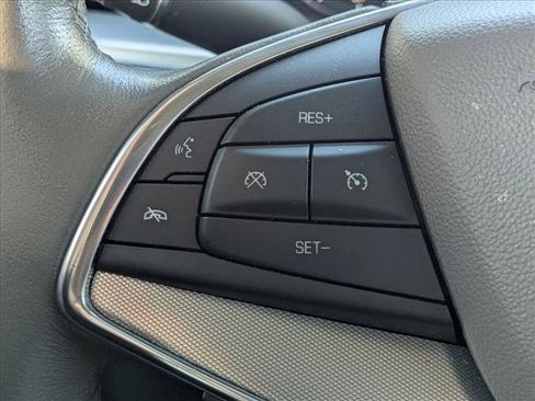 Used 2020 Cadillac XT5 Premium Luxury FWD image 5