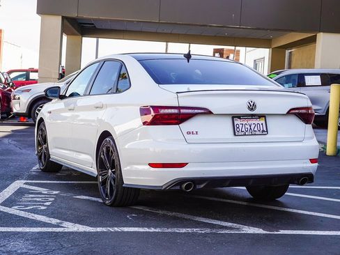 Used 2020 Volkswagen Jetta GLI Autobahn image 5