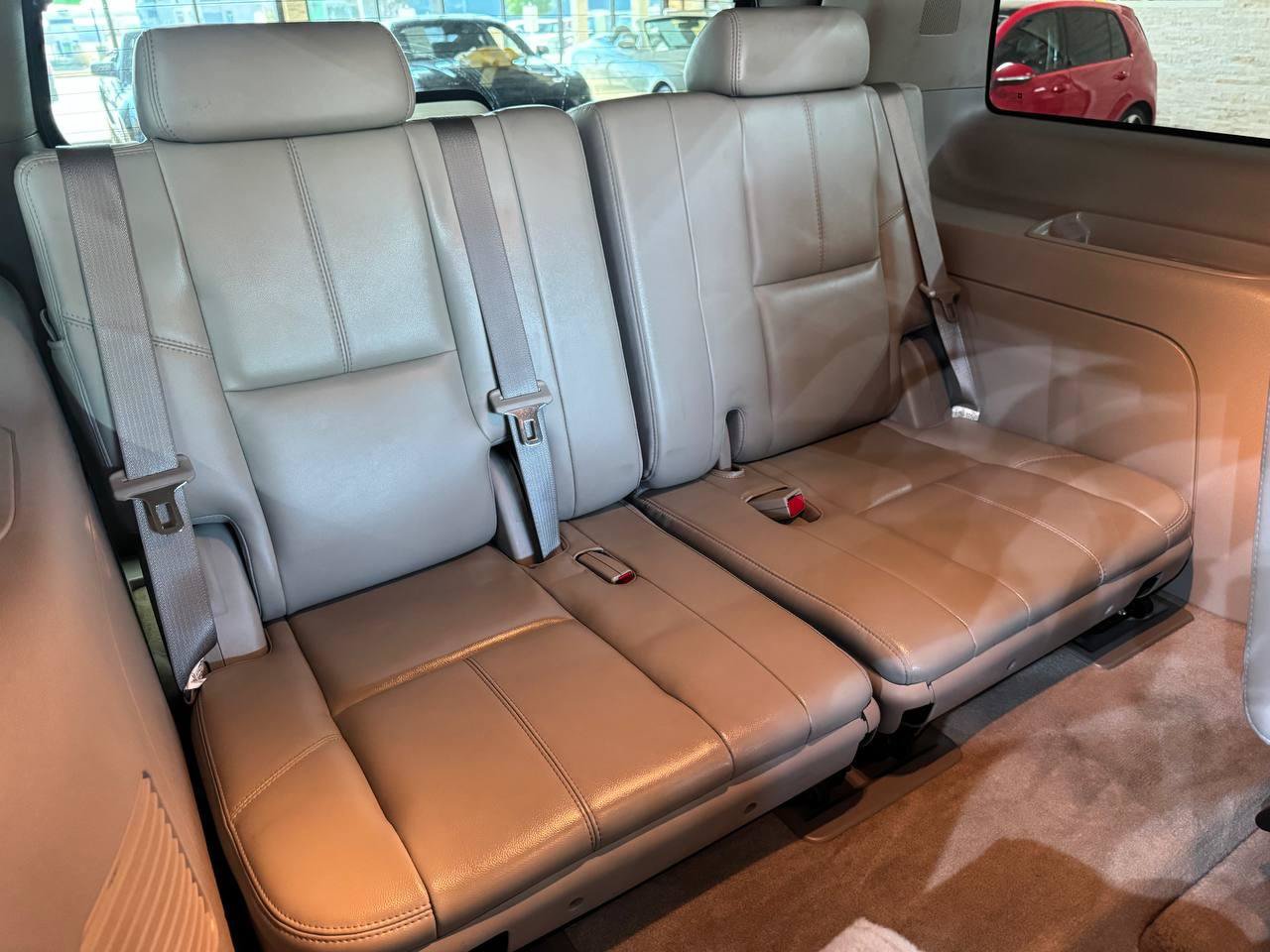 Used 2007 Chevrolet Tahoe LTZ w/ LTZ Preferred Equipment Group RWD image 13