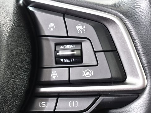 Used 2023 Subaru Crosstrek 2.0i Premium image 32