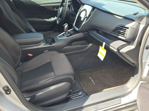 Certified 2025 Subaru Outback Premium image 9