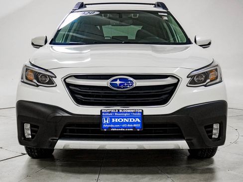Used 2020 Subaru Outback Limited image 11