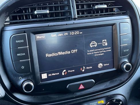 Used 2025 Kia Soul LX w/ LX Technology Package image 20