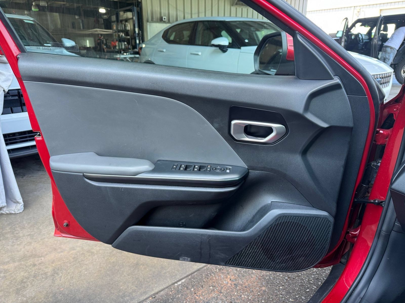 Used 2025 Kia K4 FWD image 18