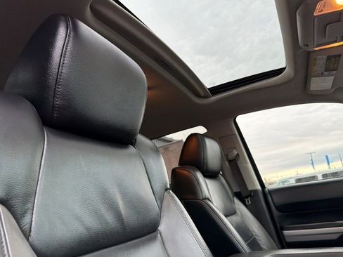 Used 2021 Toyota Tundra Limited w/ Limited Premium Package image 15