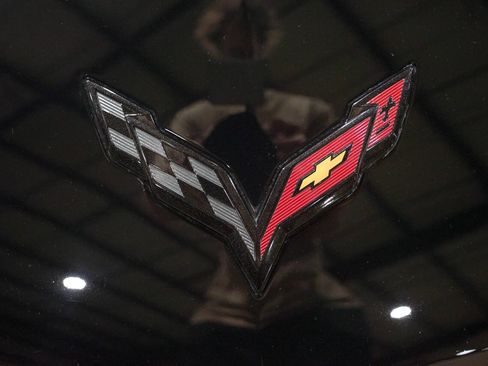 Used 2017 Chevrolet Corvette Z06 w/ Z07 Performance Package RWD image 23