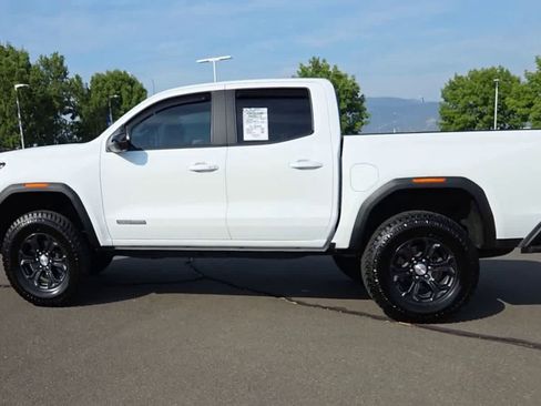 Used 2024 GMC Canyon Elevation w/ Convenience Package RWD image 5