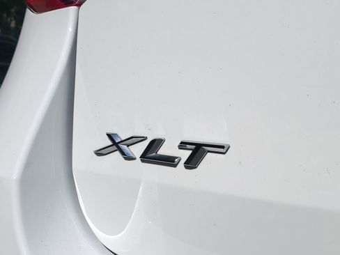 Used 2024 Ford Explorer XLT w/ Equipment Group 202A AWD/4WD image 11