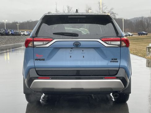 Used 2023 Toyota RAV4 XSE image 4