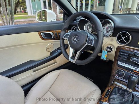 Used 2014 Mercedes-Benz SLK 250 image 61