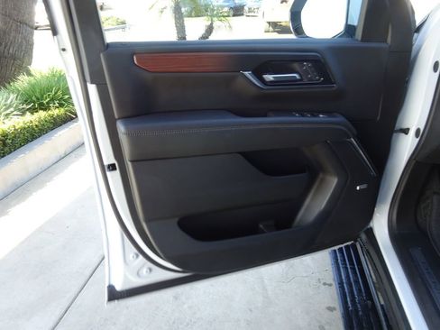 Used 2026 GMC Yukon Denali w/ Denali Reserve Package image 29