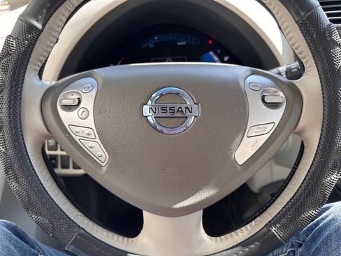 Used 2012 Nissan Leaf SL FWD image 15
