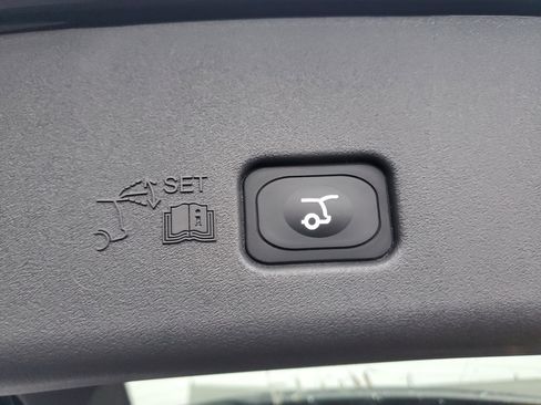 New 2026 Lincoln Nautilus Premier w/ Equipment Group 102A image 32