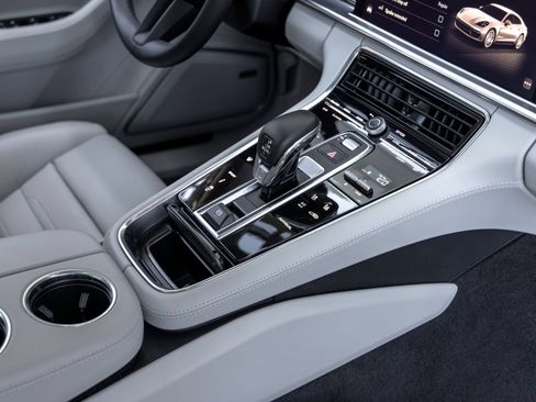 Certified 2023 Porsche Panamera Platinum Edition RWD image 54