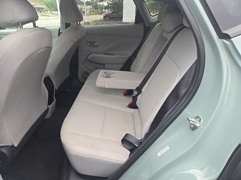 Used 2025 Hyundai Kona SEL AWD/4WD image 8